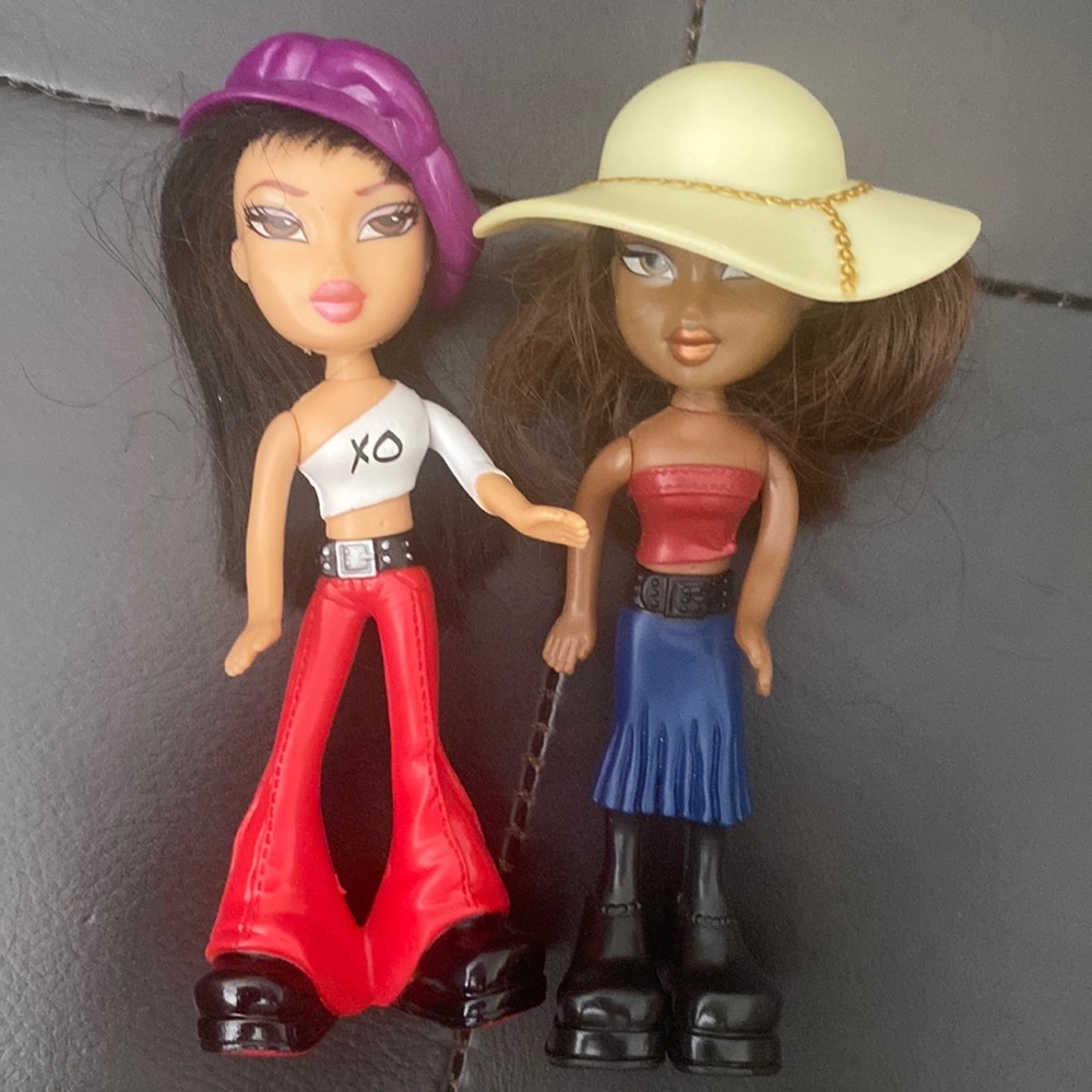 McDonald’s happy meal Bratz dolls Jade and Sasha. Two 4.5” dolls